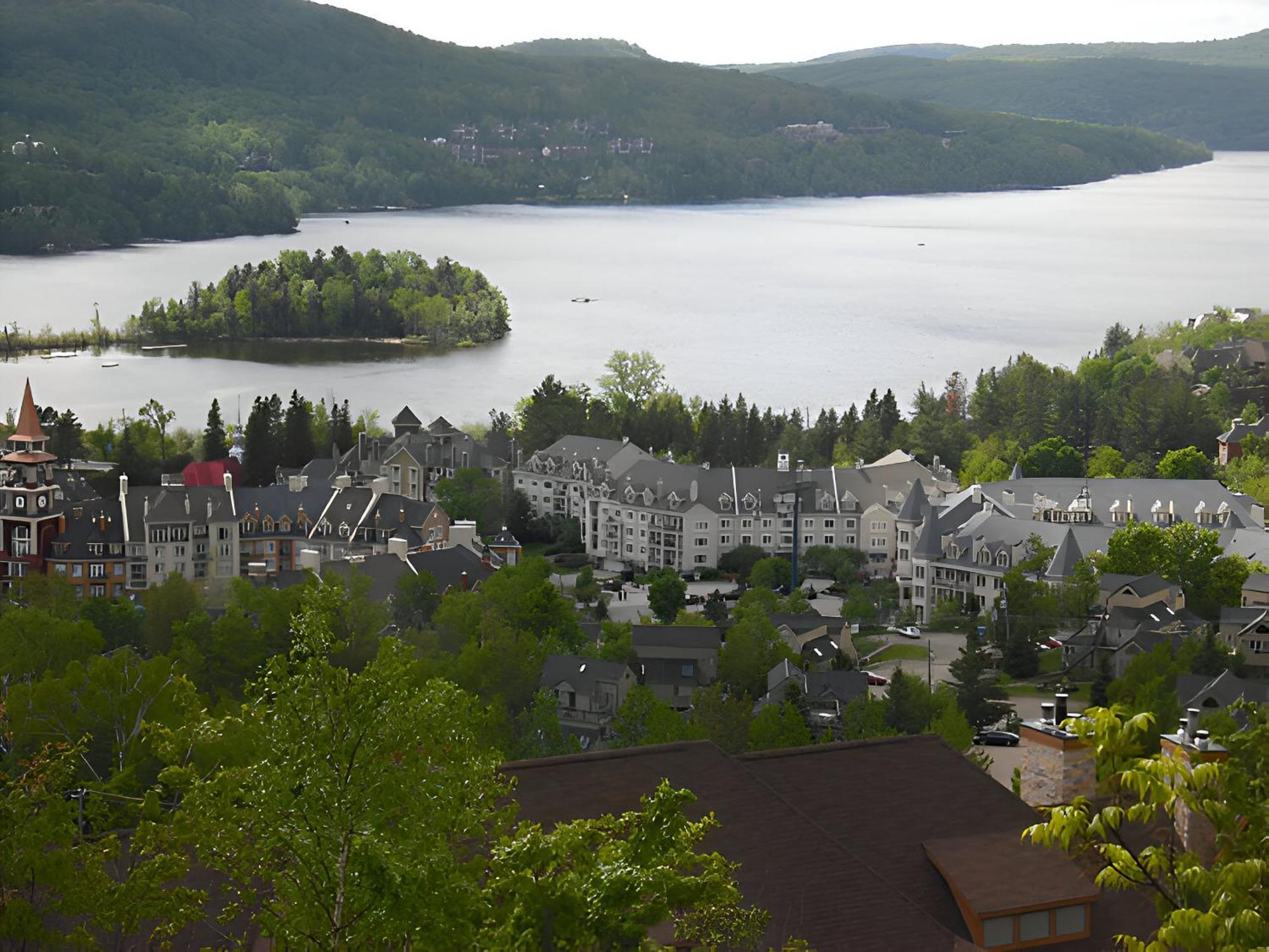 Luxurious Equinoxe Ski-In/Ski-Out Mont-Tremblant Bagian luar foto